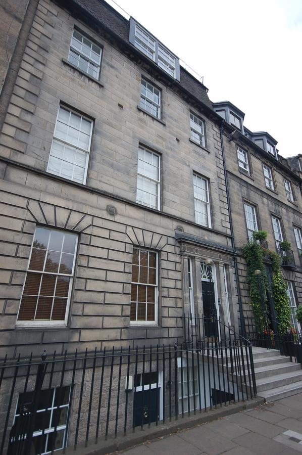 Edinburgh Flats Company - Queen Street - Centre Екстер'єр фото